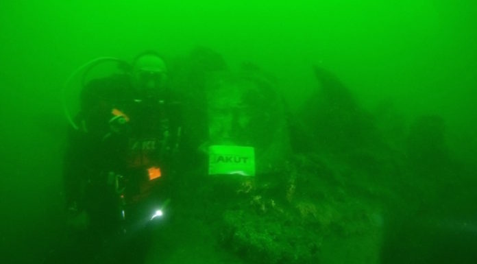 17 Ağustos’ta Kaybettiklerimizi Su Altında da Andık