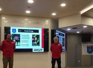 AKUT, Denizbank’ta Oryantiring’i Anlattı