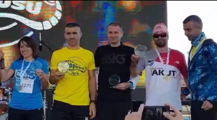 AKUT Sporcuları Akbatı Koşusu’nda Dereceler Aldı