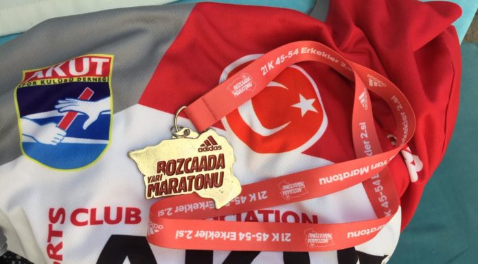 AKUT Sporcuları Bozcaada’da Koştular