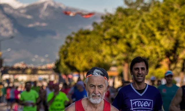 AKUT Sporcuları Antalya Runatolia Maratonunda