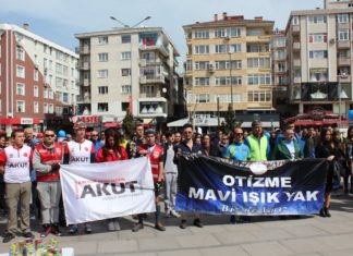 Otizme Mavi Işık Yaktık