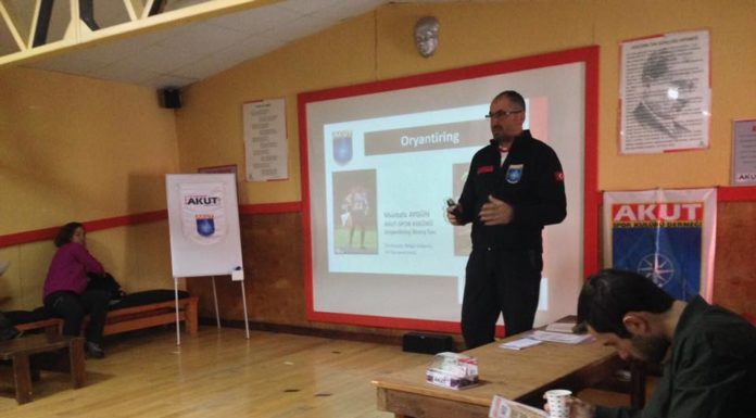 AKUT Ankara Ekibi Gönüllülerine Oryantring Eğitimi
