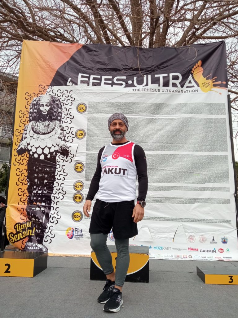 AKUT Sporcuları Efes Ultra Maratonu’nda Yarıştılar