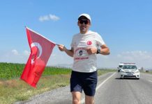 AKUT Sporcusu Bayrak Koşusu’nda