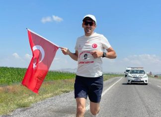 AKUT Sporcusu Bayrak Koşusu’nda