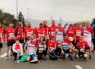 AKUT Sporcuları İstanbul Maratonunda Buluştular