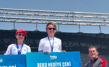 Sporcumuz Gönül Midesiz Bozcaada Koşusu’nda 1’inci Oldu