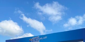 AKUT Sporcuları Hem Koştular, Hem de Yüzdüler