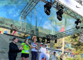 Sporcumuz Gönül Midesiz Bosphorun Koşusunda Kürsüdeydi