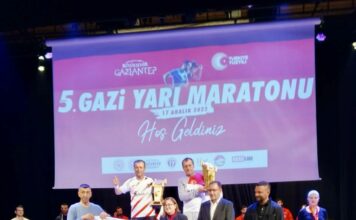 AKUT Spor Kulübü Sporcuları Gazi Yarı Maratonunda