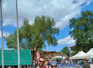 AKUT Sporcuları Bursa`da koştu.