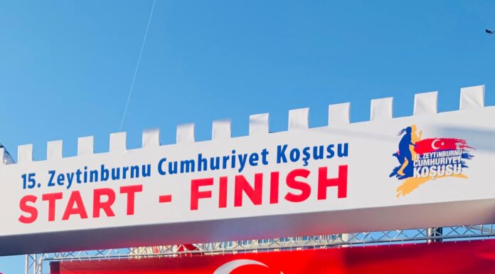AKUT Sporcuları Zeytinburnu Cumhuriyet Koşusunda Koştular