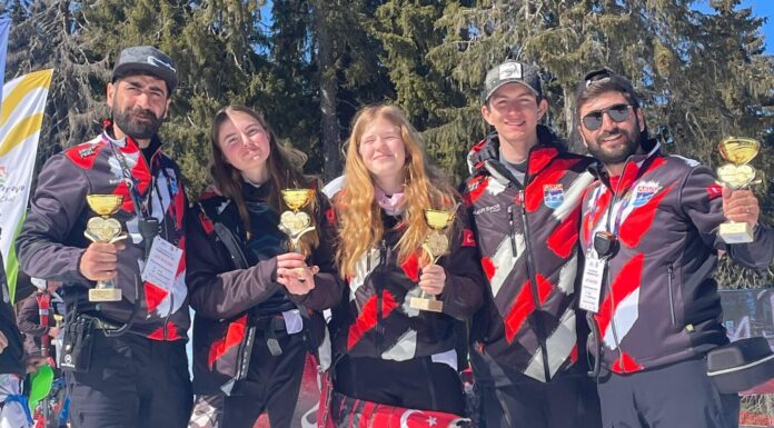 Pamporovo`da AKUT SK Sporcularımız Kürsüde.