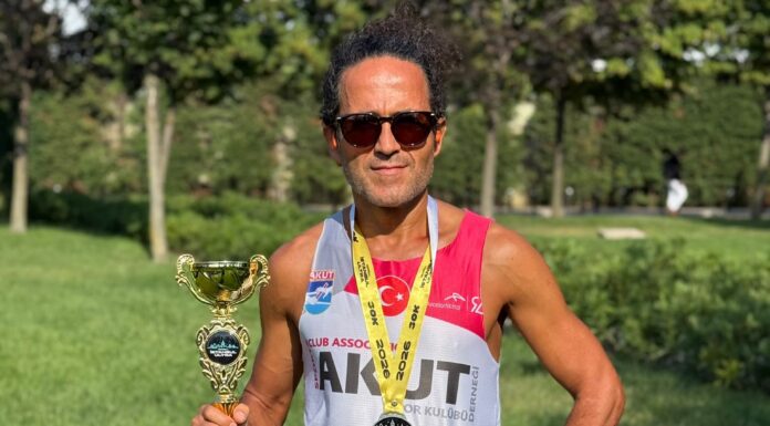 4. Merrell İstanbul Ultra